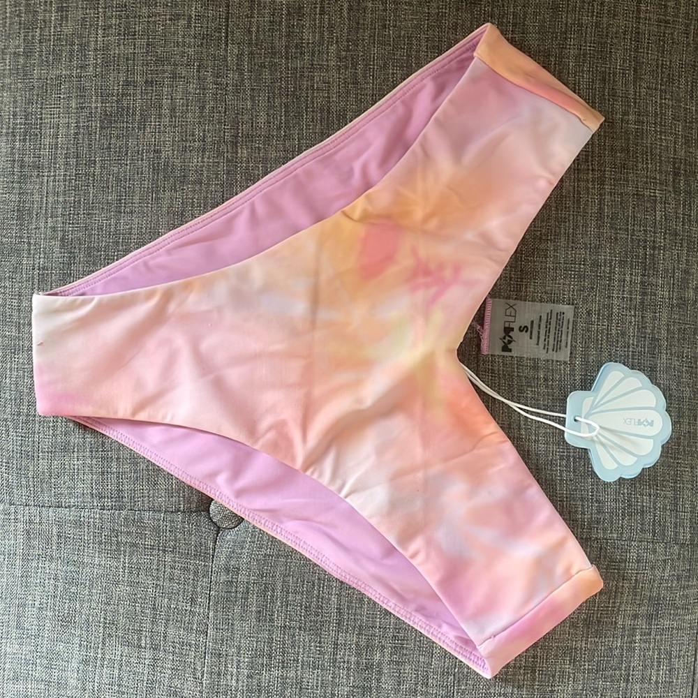 BNWT POPFLEX low tide super cheeky bikini bottom - small. Never used.